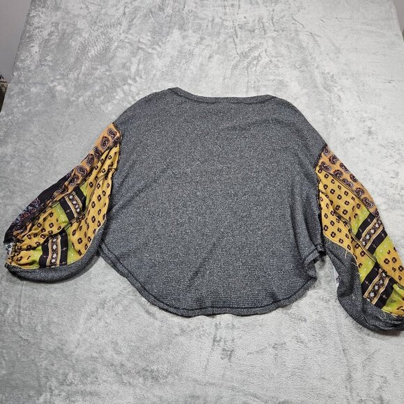 Free People Top Small Gray Thermal Waffle Knit Scarf Sleeves Oversized Boho - Picture 9 of 11